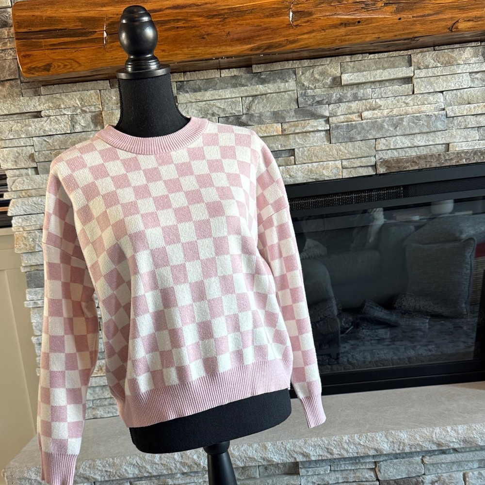 T Tahari Pink and White Checkered Sweater
